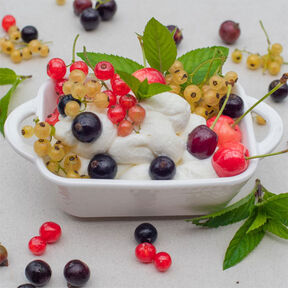 Фото Мороженое Пломбир из Сливок и Сгущенки: Вкусный Рецепт в Домашних Условиях