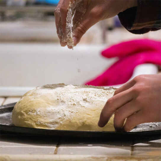 Быстрое тесто для пирогов с сухими дрожжами - рецепт с фото на natali-fashion.ru